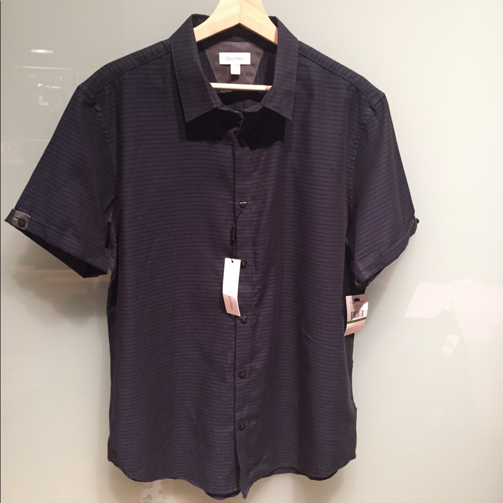NWT Calvin Klein Short Sleeve Button Up